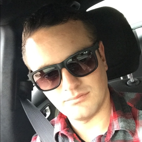 Meet your Posher, Michael - Picture 1 of 1